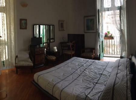 In Via Roma Bed & Breakfast Salerno Ngoại thất bức ảnh